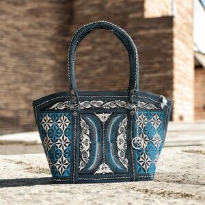 NWT Banda Bags Memetika Embroidered Tote Bag Blue Vegan Cotton Handcrafted Zip
